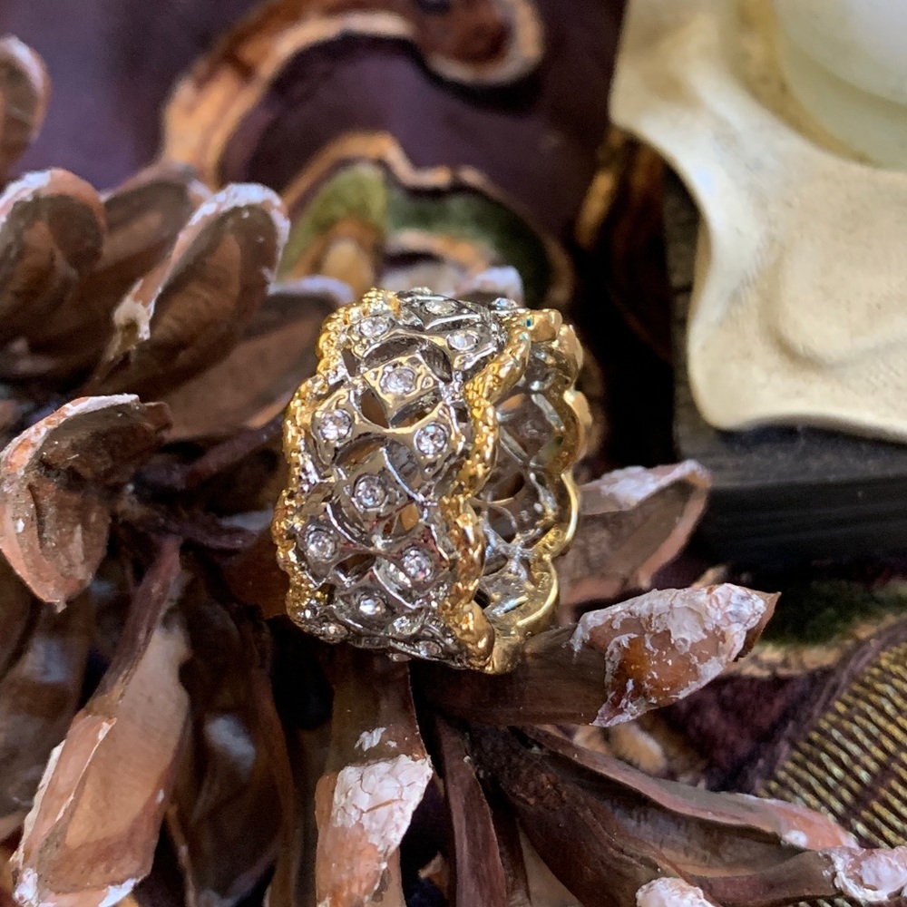 Beautiful 2 tone gold filled silver/gold zirconia ring - Picture 2 of 7